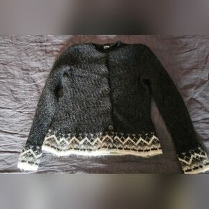Varma - Icelandic Wool Cardigan